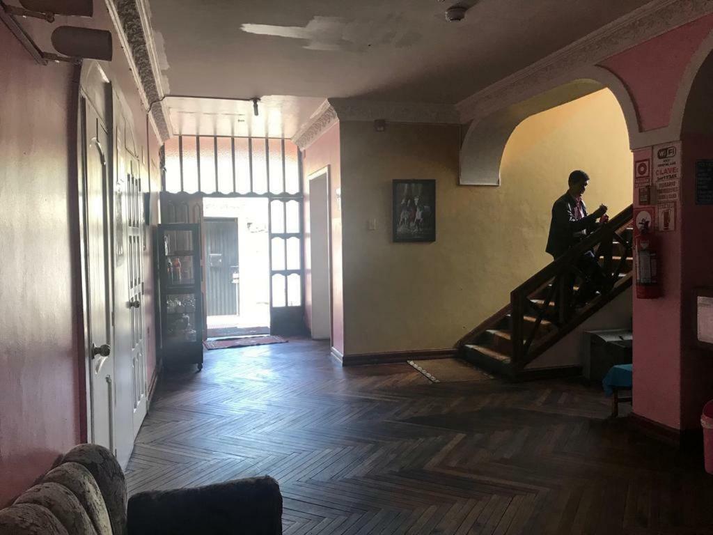 Hostel Luz Robles Quito Eksteriør billede
